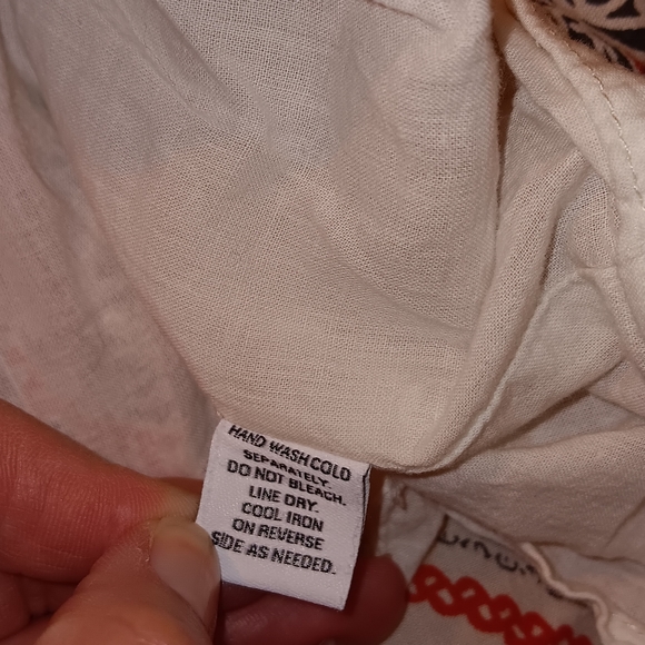 Retro 60’s Geometric Crochet Sleeveless Mini Dress – Red & Black Patterned Tunic - Picture 3 of 12